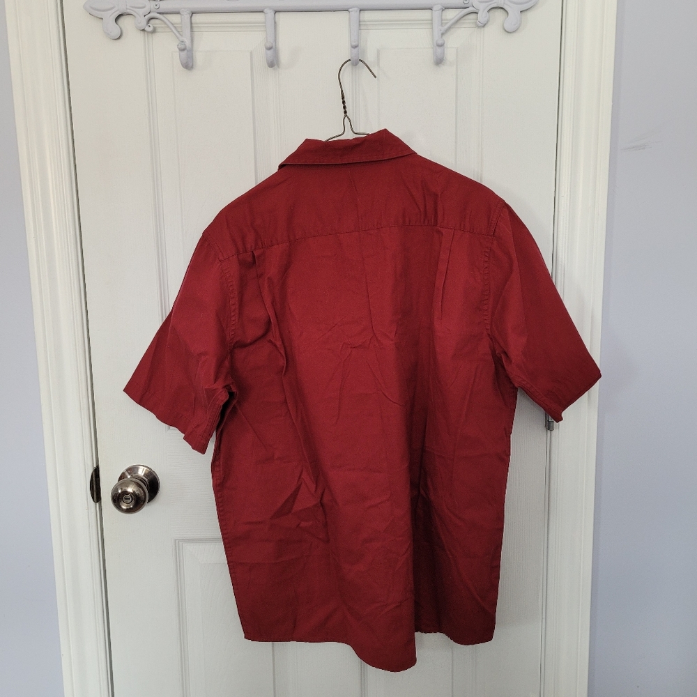 Mens Medium Red Short Sleve Shirt - Picture 4 of 4